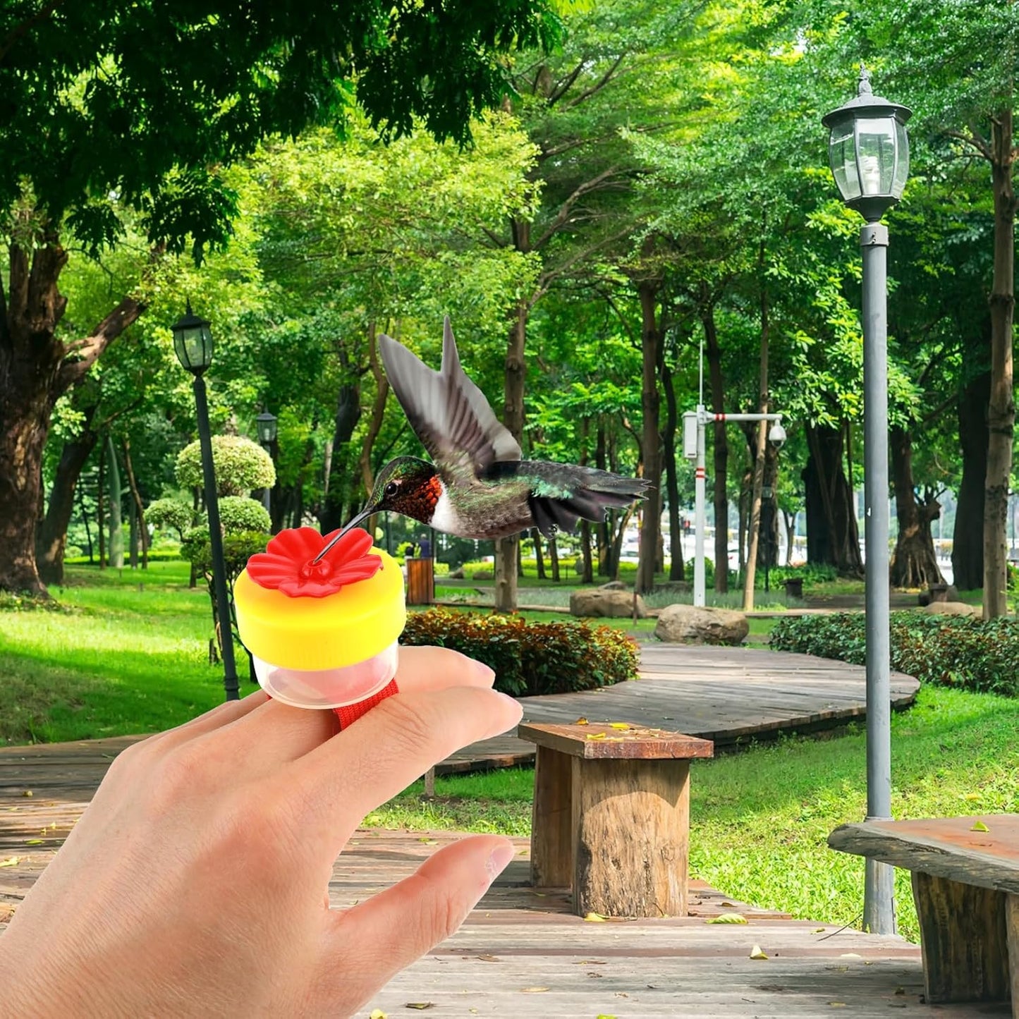 Hummingbird Wrist Feeder, 4 Pieces Handheld Hummingbird Feeders with Adjustable Strap and Flower Design, Mini Hand Feeding Tools for Outdoor Bird Watching and Nature Interaction