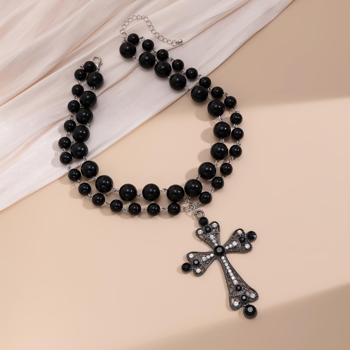 Gothic Cross Necklaces Layered Pearl Beads Cross Pendant Necklaces Punk Vintage Cross Chain Necklace Chunky Cross Necklace Gothic Jewelry for Women