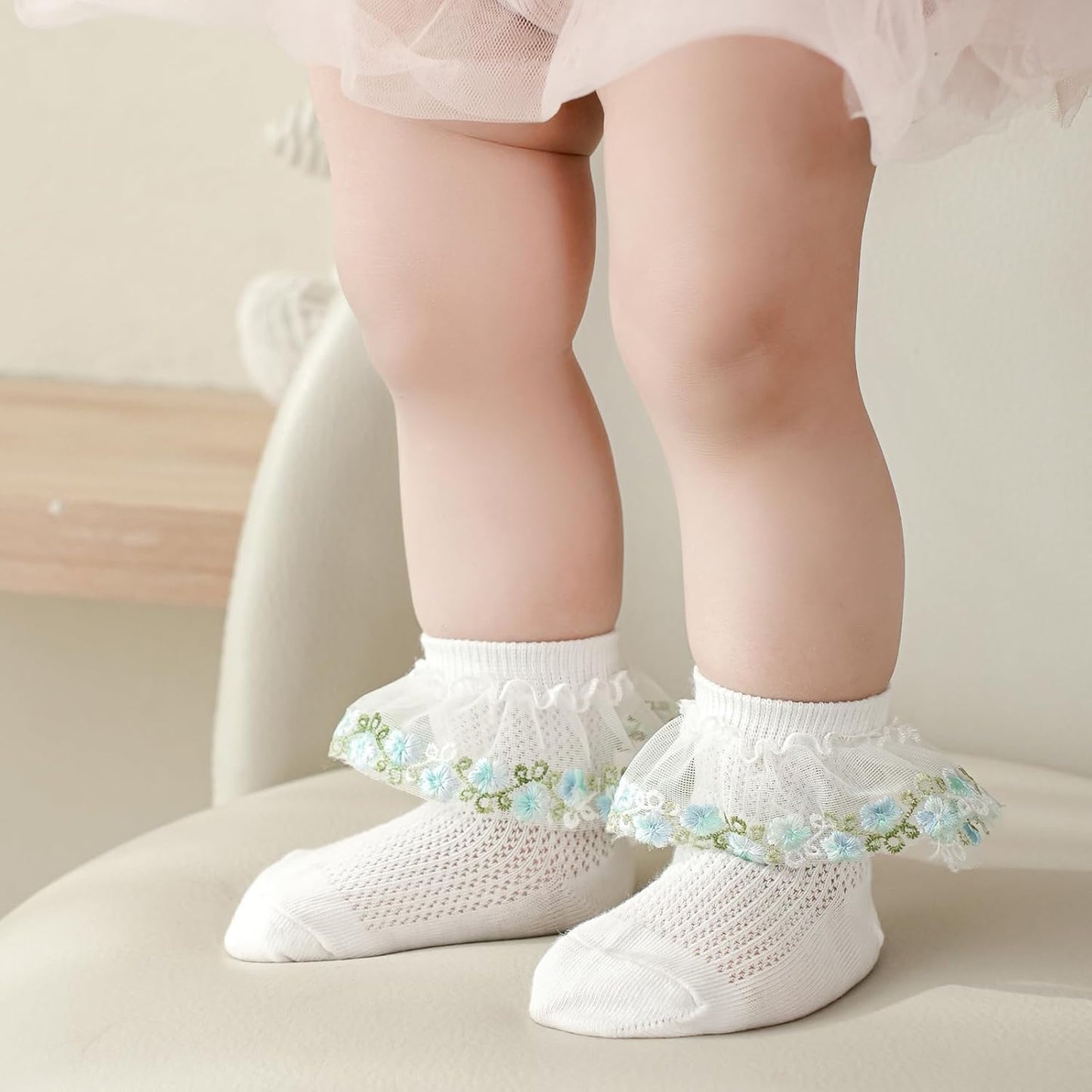 Looching Baby Infant Cute Lace Ankle Socks with Embroidered Flowers Toddler Eyelet Floral Socks 4 Pack