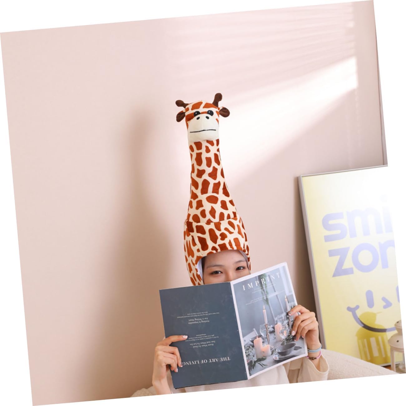 SAFIGLE Giraffe Hat:Giraffe Costume Hat Plush Animal Headwear for Adults and Kids - Cute and Funny Shape, Soft and Comfortable, Perfect for Parties, Cosplay, and Fun