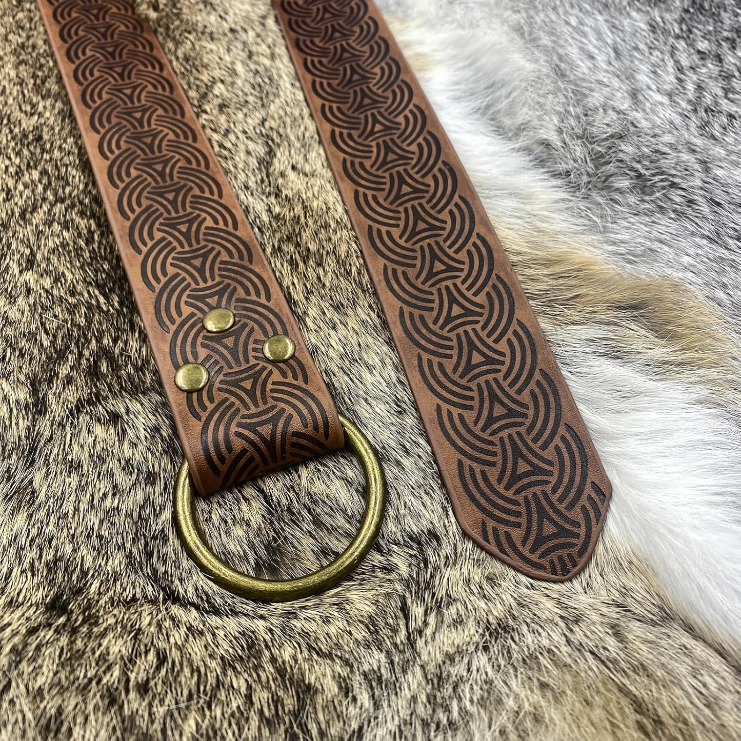 HiiFeuer Medieval Embossed PU Leather O-Ring Belt, Retro Renaissance Knight Belt