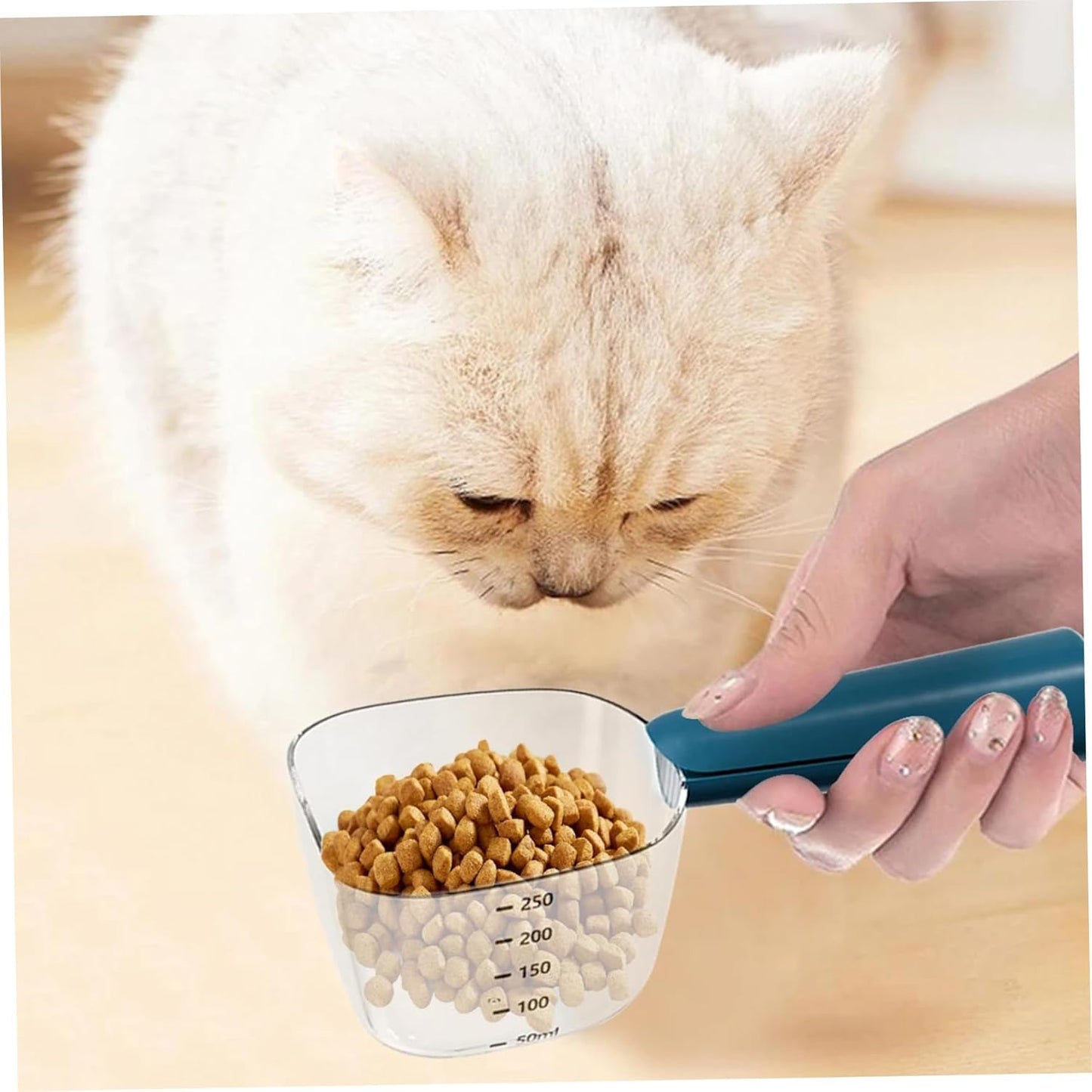 SWEETBIUTI Tasse à mesurer de nourriture pour chien avec échelle, pelle précise pour nourriture pour animaux de compagnie avec clips pour sac de nourriture pour chien, cuillère multifonction en ABS