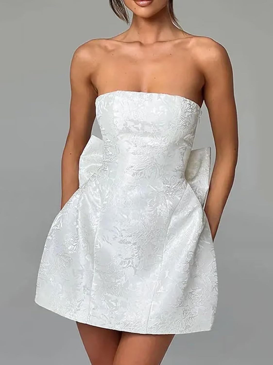 Xijun Short Jacquard Satin Homecoming Dresses for Teens Strapless Embroidery Mini Prom Cocktail Party Gown with Bow