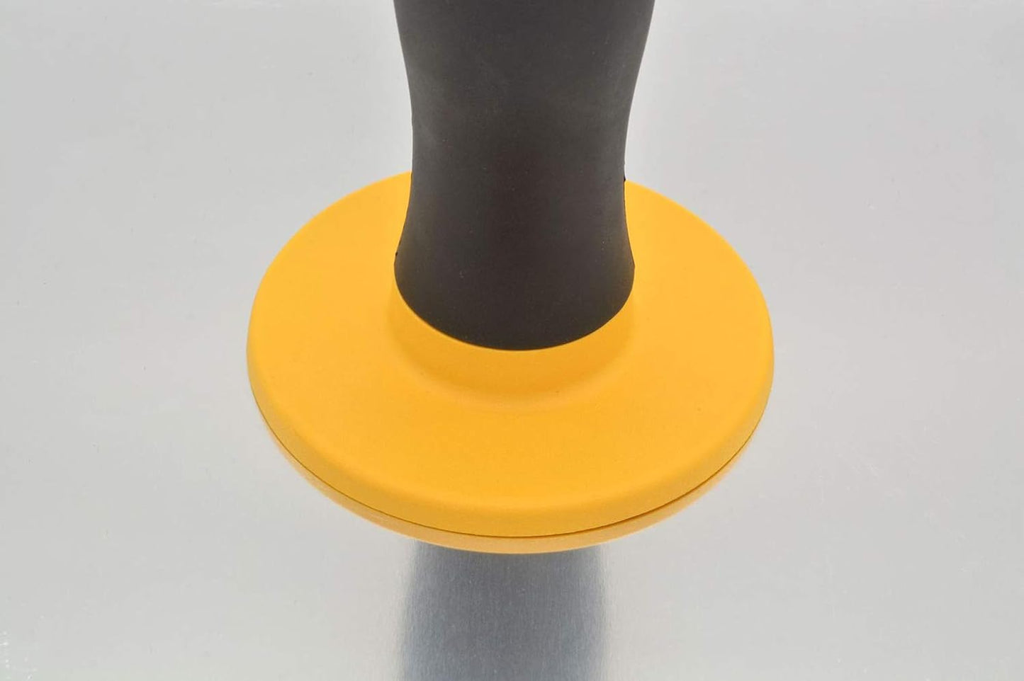 Aluminium Plastering Hawk with Soft Grip Handle, Plaster Mortar Board Holder Finishing Plastering Tool for Cement, Mortar, Drywall (11.8"x11.8")