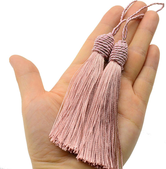 Makhry 20pcs 15.5cm/6 Inch Silky Floss Bookmark Tassels with 2-Inch Cord Loop and Small Chinese Knot for Jewelry Making, Souvenir, Bookmarks, DIY Craft Accessory (Peach Pink)
