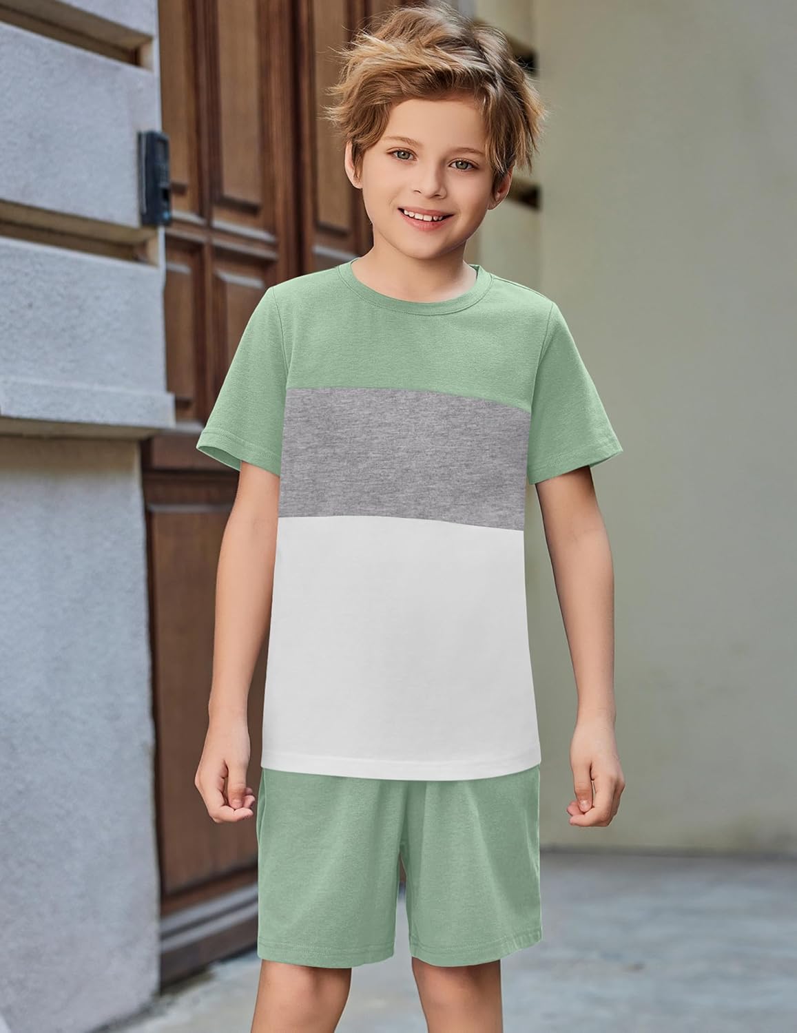 Arshiner Boys' 2-Piece Cotton Outfit Color Block T-Shirt and Shorts Set Casual Summer Clothes for Kids 6-14 Years