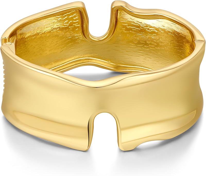 Chunky Gold Bangles Bracelet for Women Fashion Hammered Wide Cuff Bracelet Minimalist Open Wrist Cuff Bangle Gold Jewelry Accessories for Women