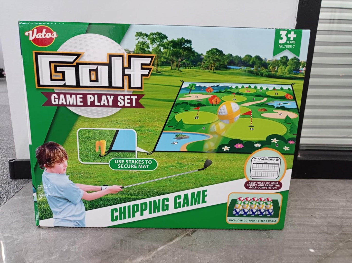 VATOS Golf Chipping Game Mat with Club, Golf Practice Mats Golf Training Mat Indoor Outdoor for Kids Adults Family, Golf Hitting Mat with 20 Balls, Play Equipment Stick Chip Golf Set Backyard Game